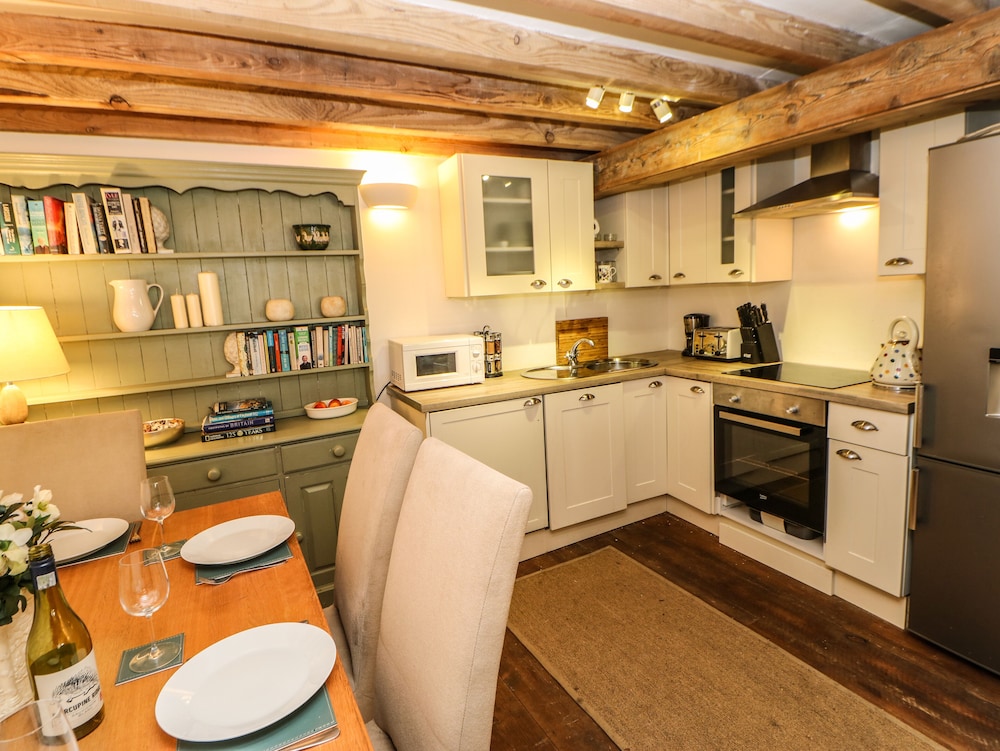 Sunny Cottage
