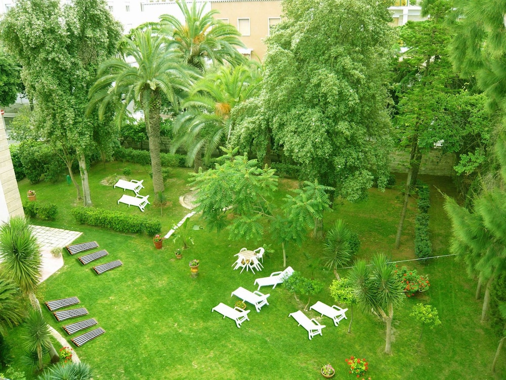 Photo 22
