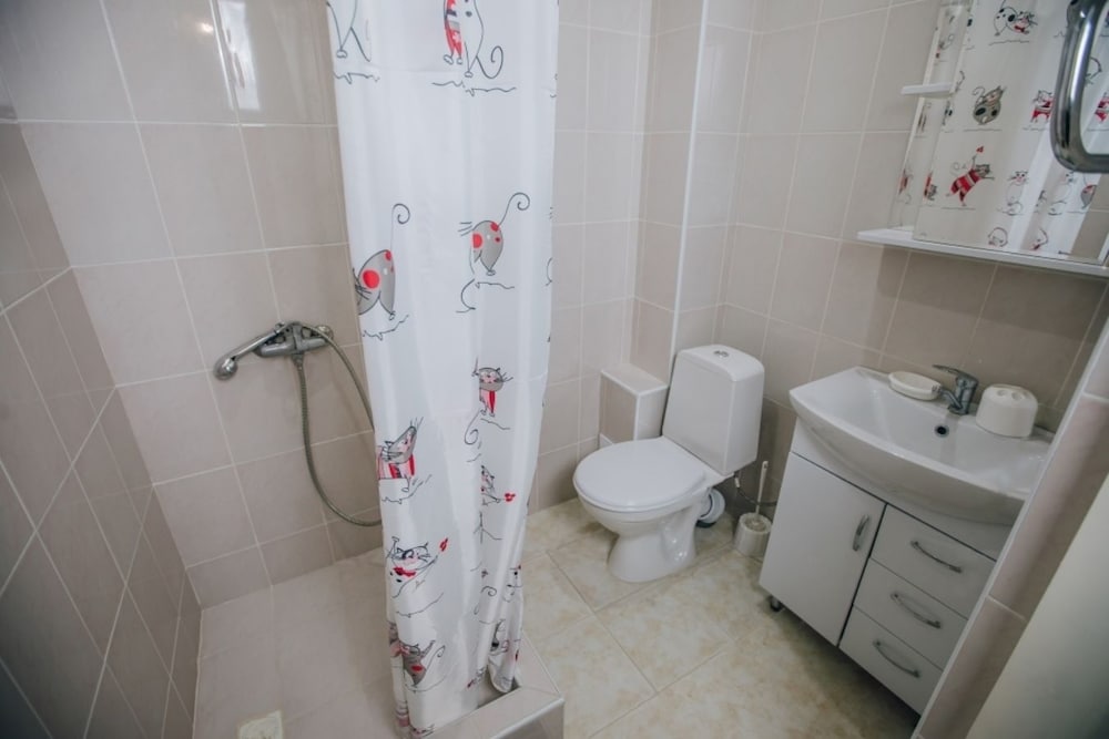 Laura Guest House