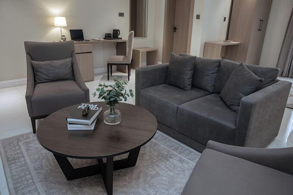 Apartment 1010