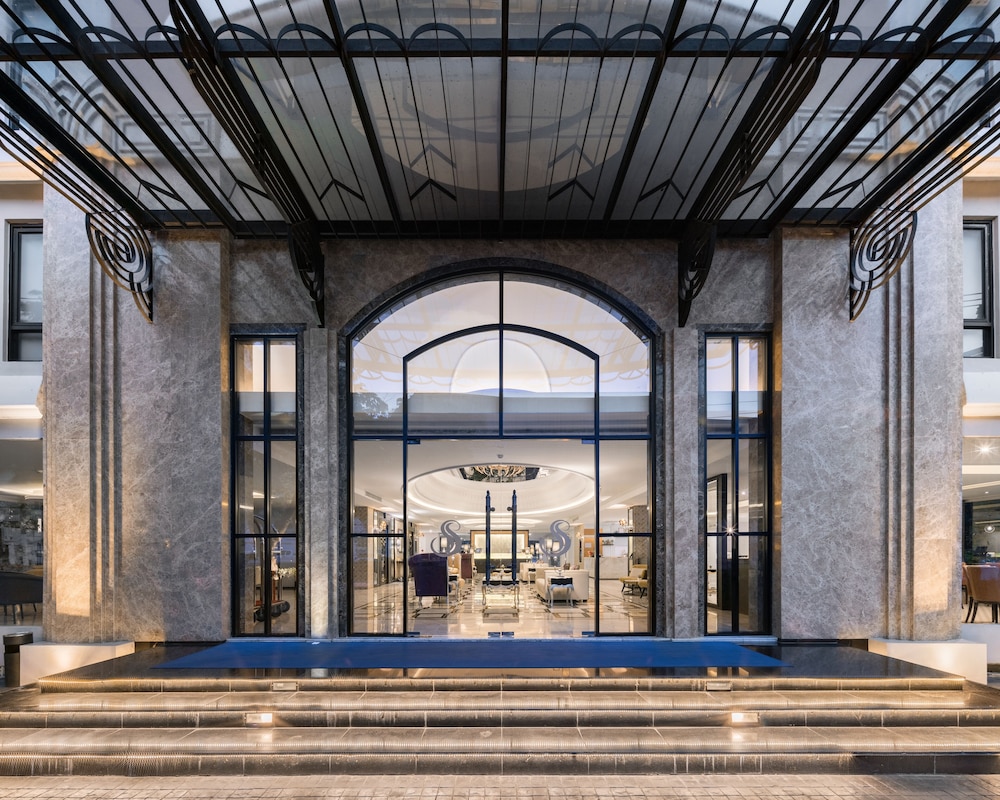 Hotel Sirin Exclusive Hotel & Residence - Image 1