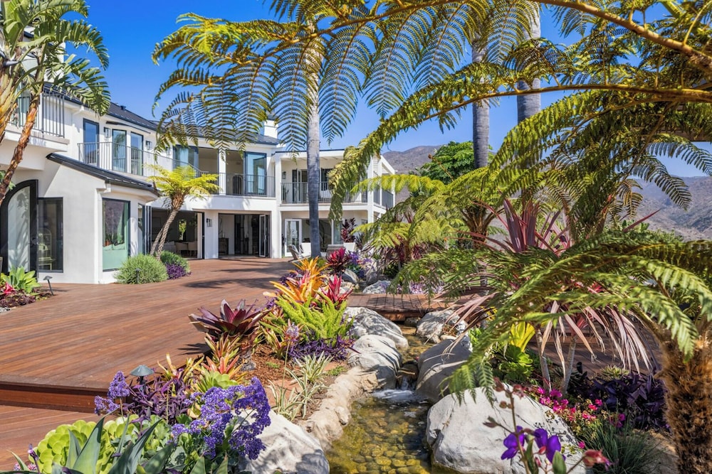 Pacific Paradise