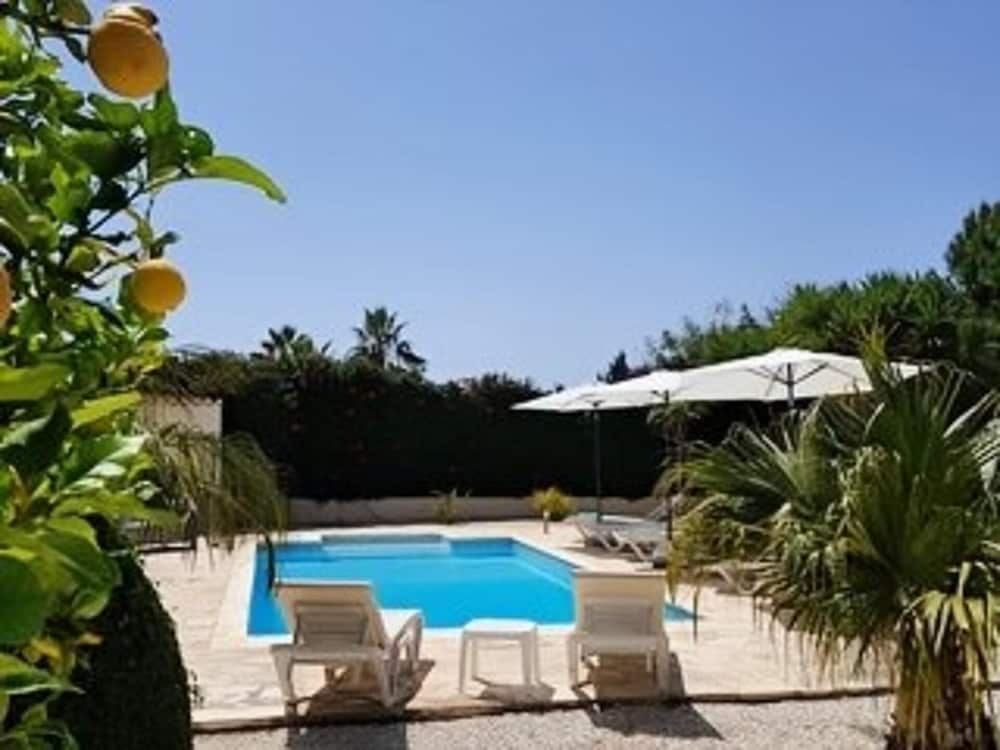 Sunset Villa Retreat in Agios Georgios
