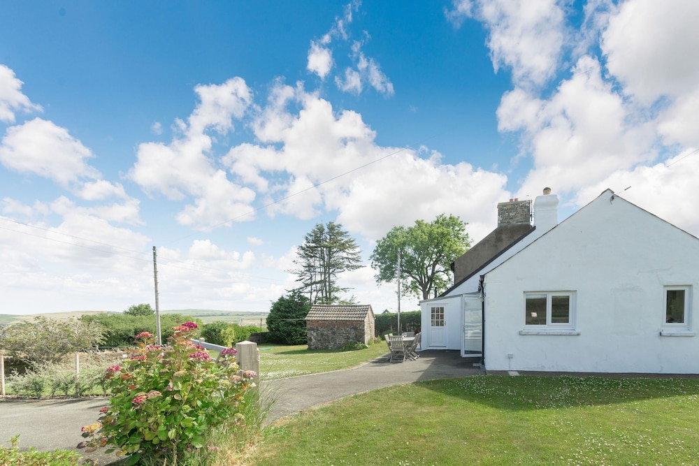Morlan Cottage