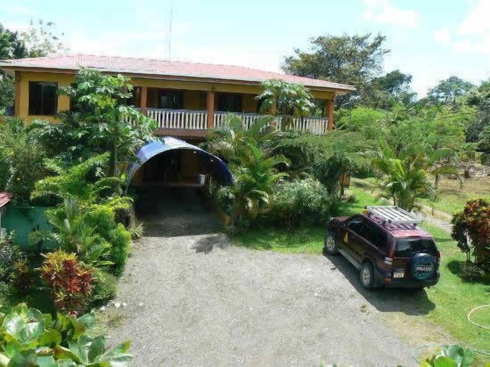 Hotel Arenas de Osa - Image 1