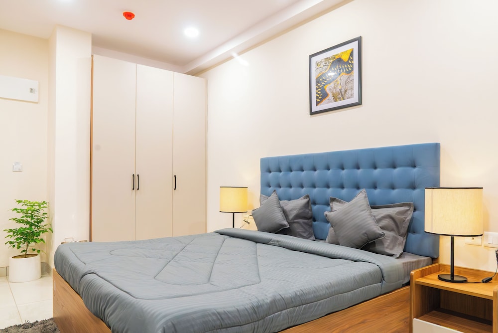Housr Sector 45 Gurgaon Artemis Hospital