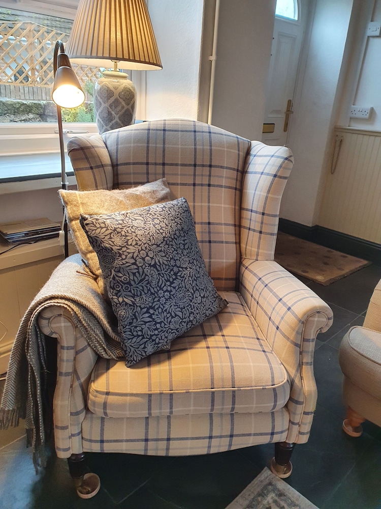Cosy Cottage in Heart of Llangollen view 4