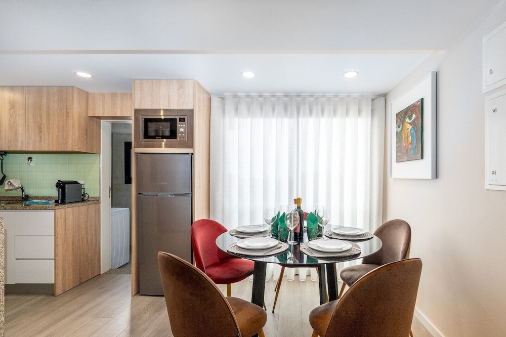 City Center Comfort Apartment B by Vacationy
