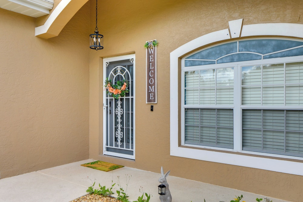 Screened Patio & Canal Views: Home in North Port!