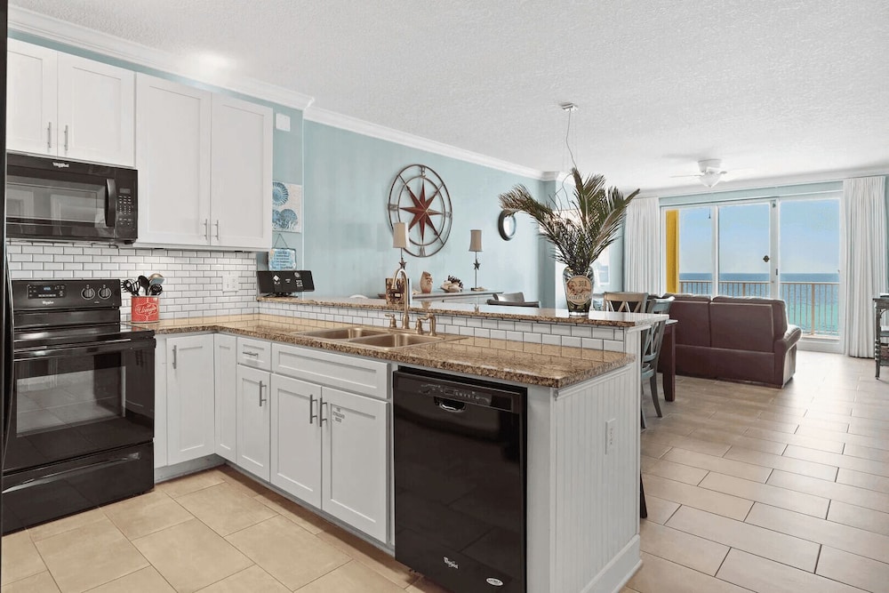 Emerald Isle 701 by Avantstay Gul Front Corner Unit 2 Pools