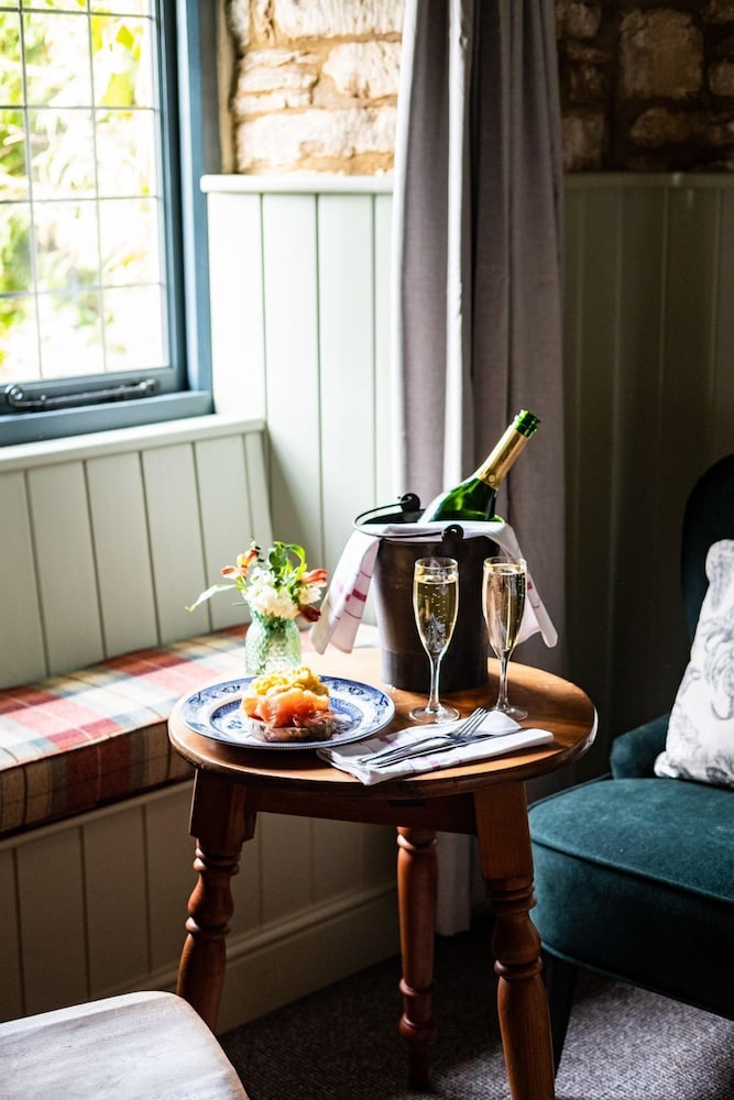 The Bell at Sapperton view 4