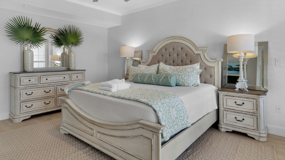 Watersound Beach Retreat Pool & Gulf Views + Free Attraction Tickets!