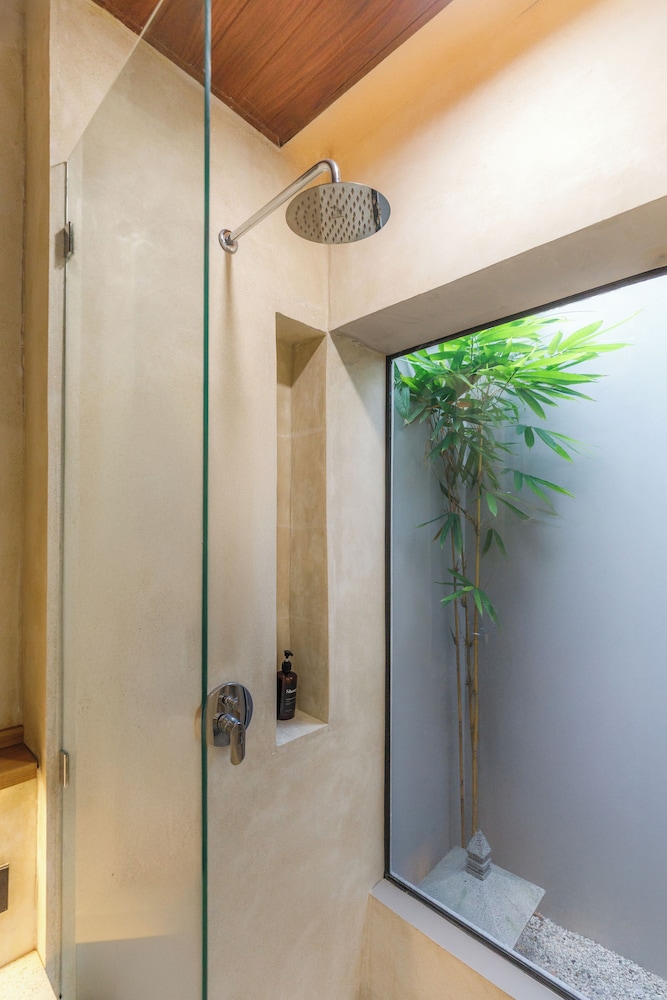 Terra House B1