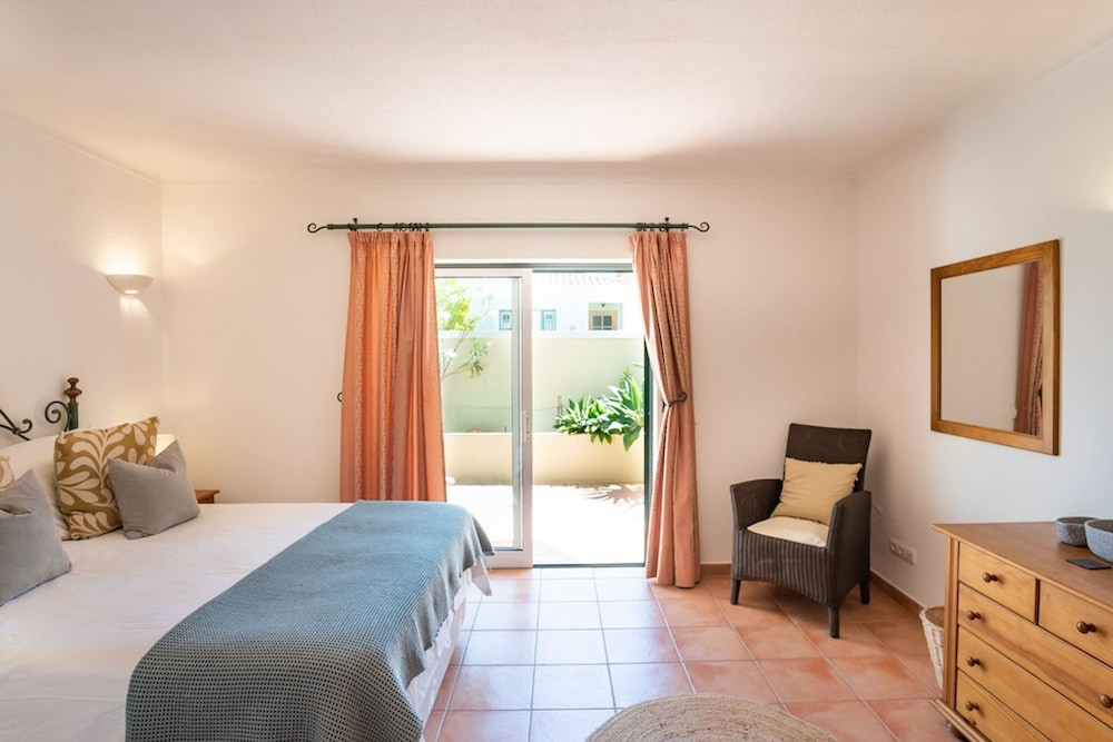 32 Vila Castelo Casa Figueira Great Townhouse JU