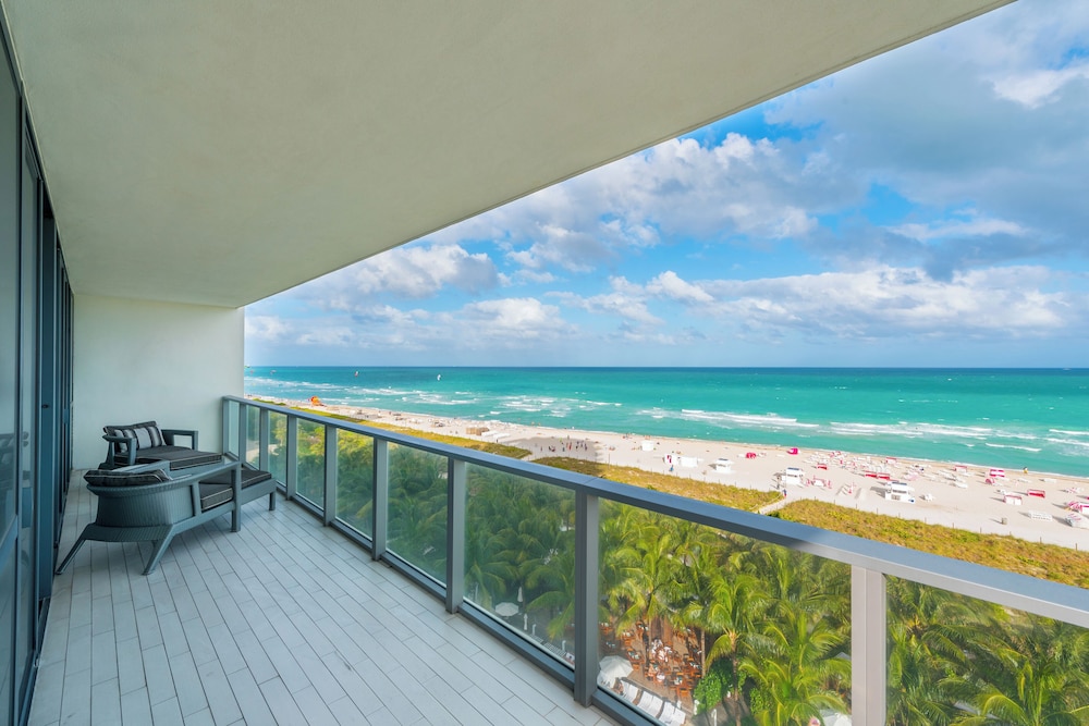 Luxury Vacation Rentals in South Beach by LRMB