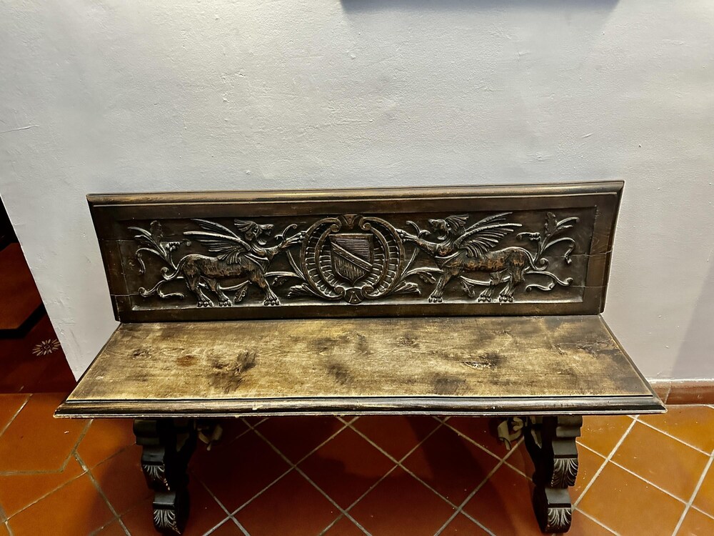 L Ortensia Bianca in Palazzo Ruspoli a Superb Retreat in the Most Elegant Palace in Rome