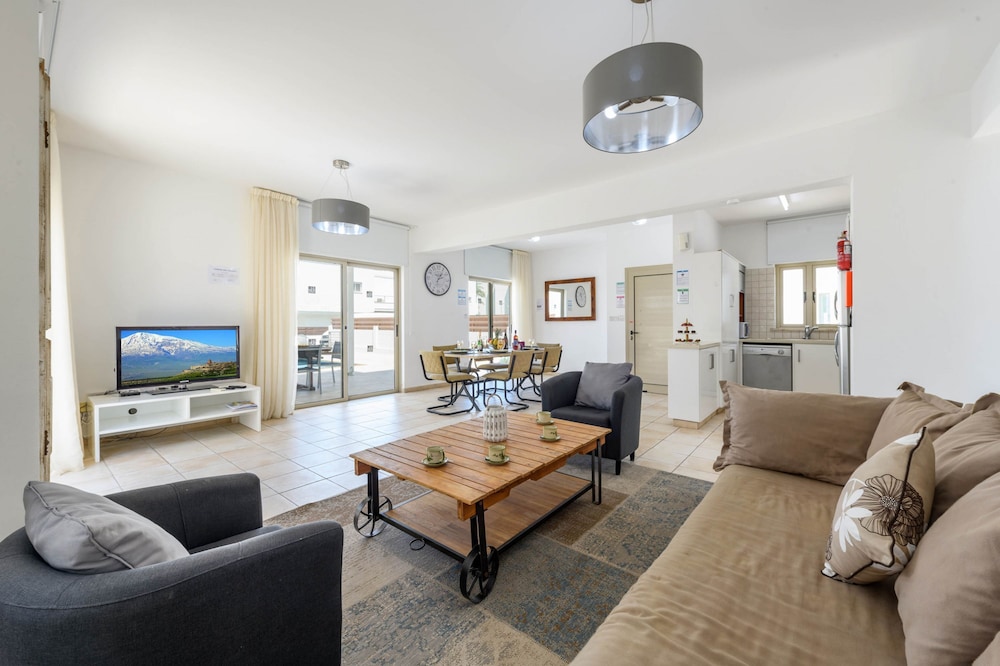 Sunrise Bay Villa 5