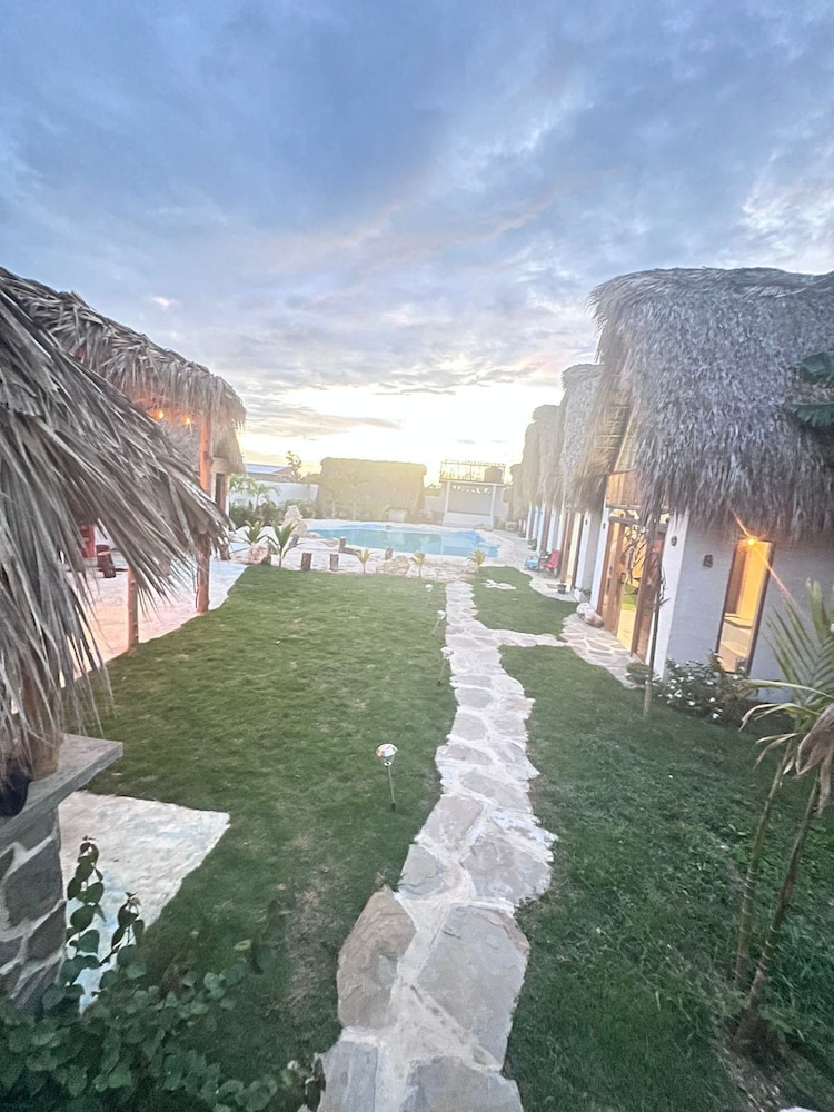 Blue beach Eco-hotel by Sanfabini