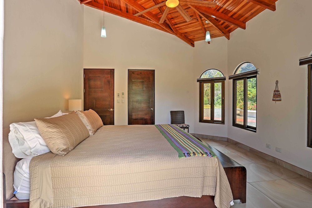 Stunning Casa de la Roca House w/ Infinity Pool!