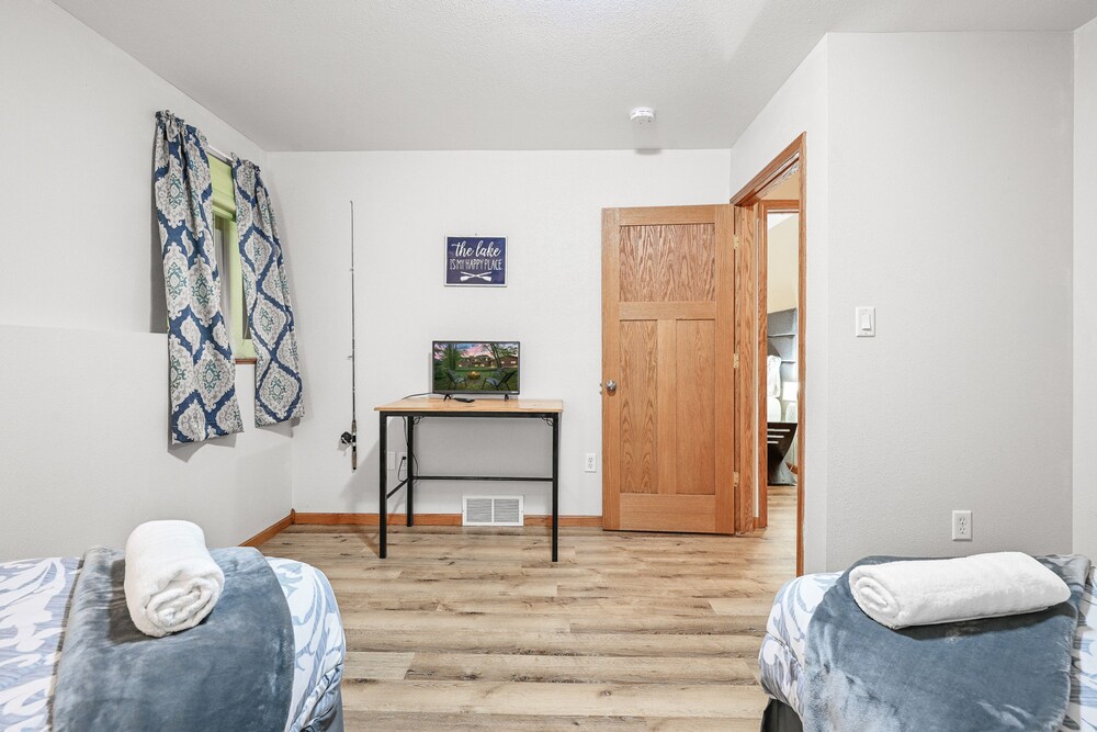 Mosinee Woodland Escape - Lower Suite