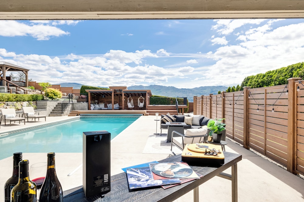 Vineyard Views
