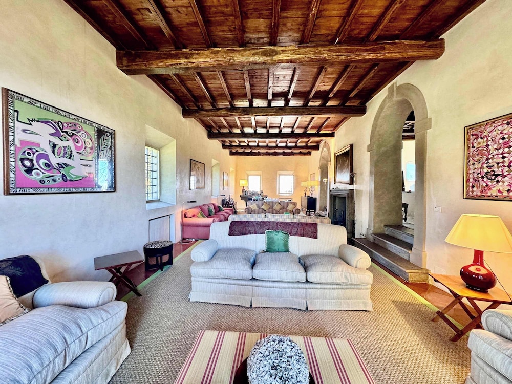 New Estate of Joy a Magnificent Historic Villa Near Rome on Glorious Ground Pool and Olives Galore