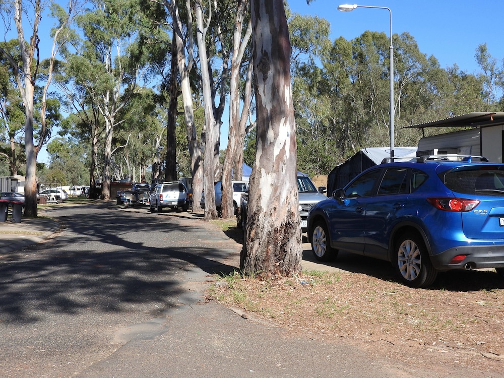 Victoria Lake Holiday Park