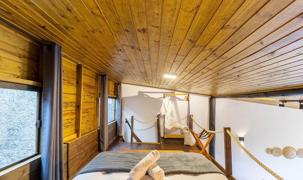 Your Getaway in Florianopolis, Just Minutes From the Beach NDE