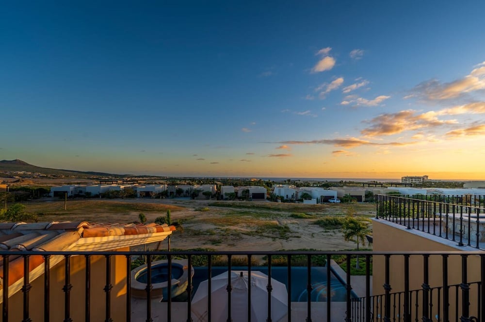 4BD Diamante Spacious Patio and Private Pool