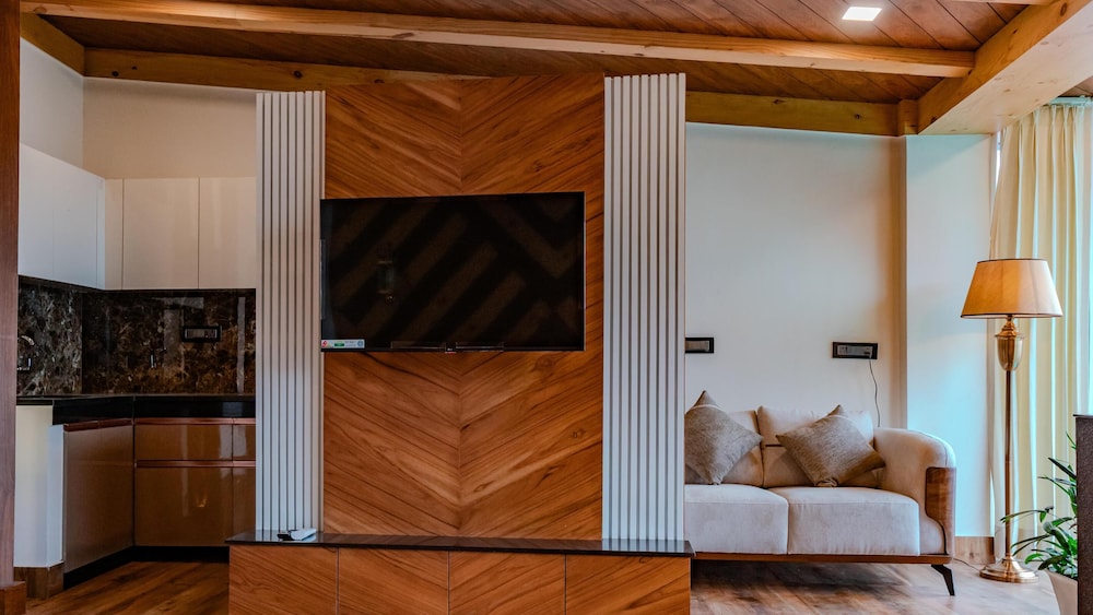 Wisteria Chalet