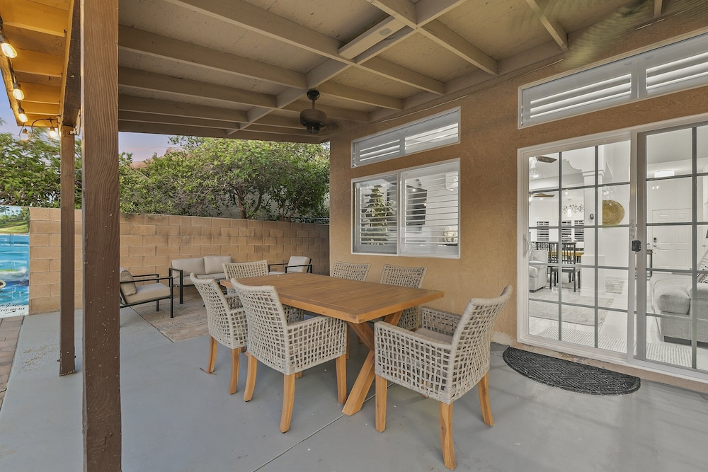 Desert Oasis Retreat Palm Meadows Gem 3 Bedroom Home
