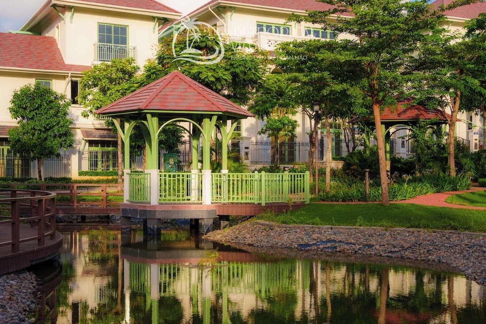 JM Tropical Villas