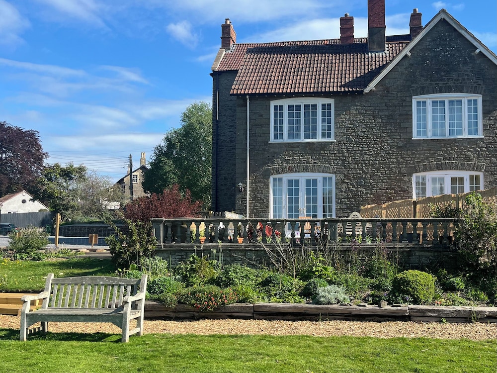 Humphreston House
