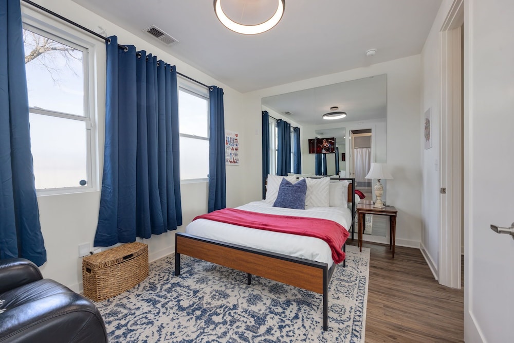Nashville Notes - Sleeps 8 - Mins to Broadway!