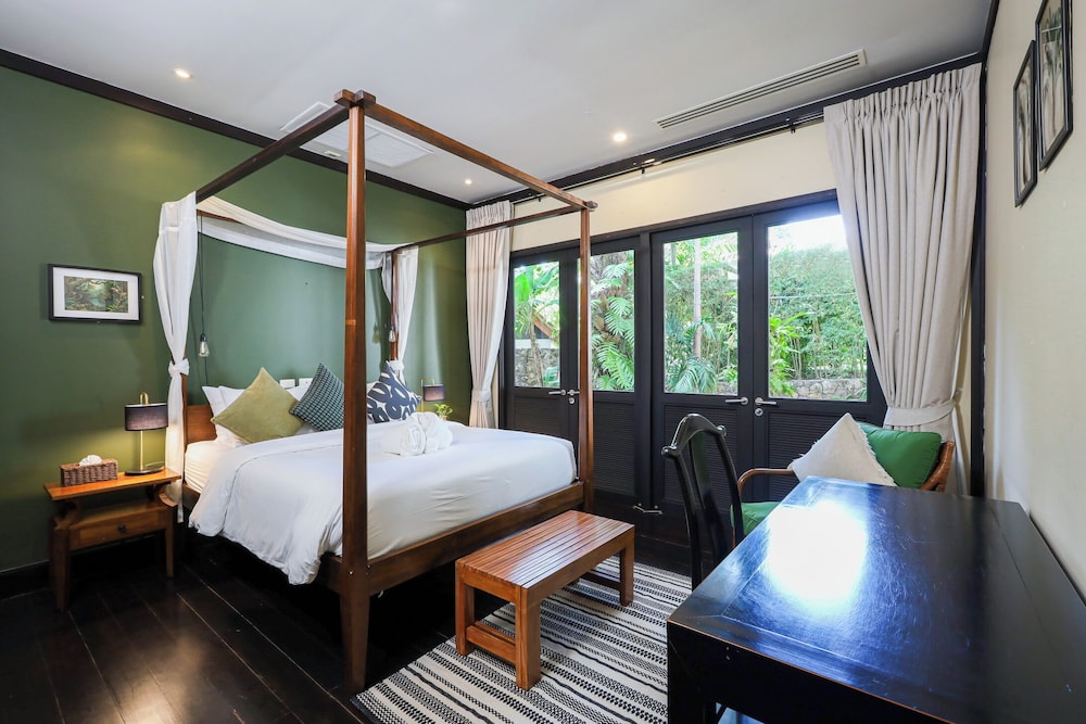 Katamanda villa Eden Large Villa near Kata Beach