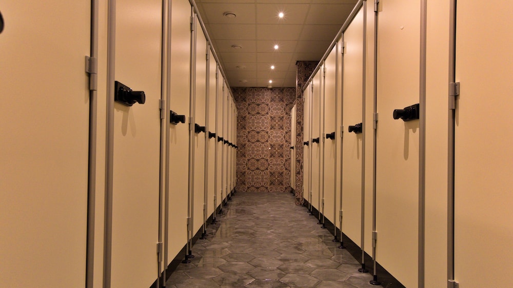 De Lola Podshotel