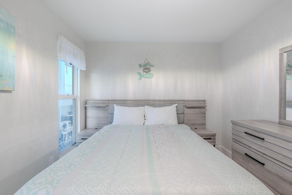 Island Bay Retreat