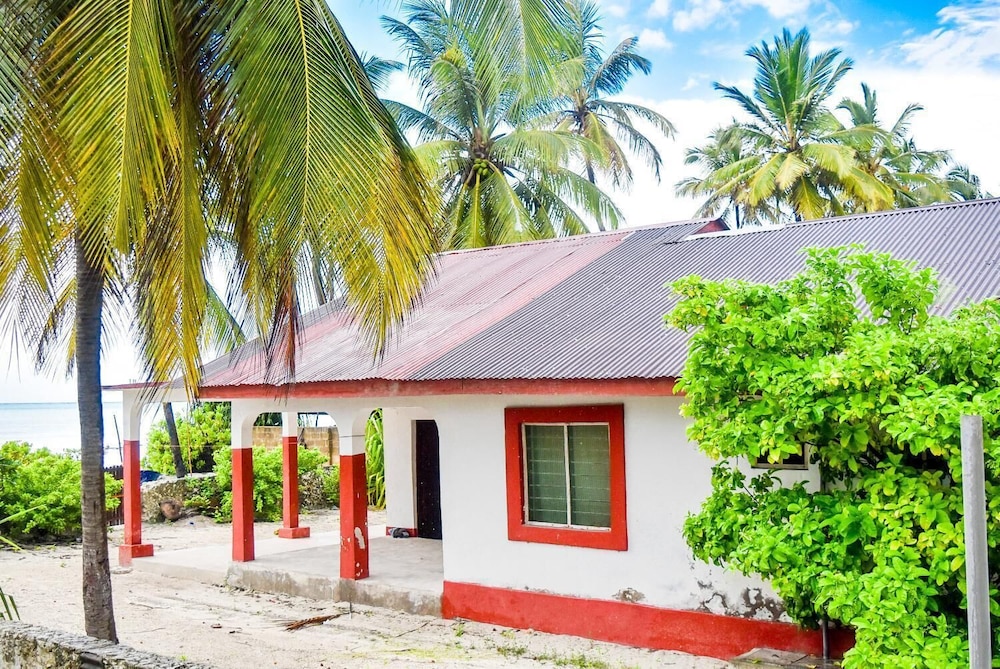 Jambiani House