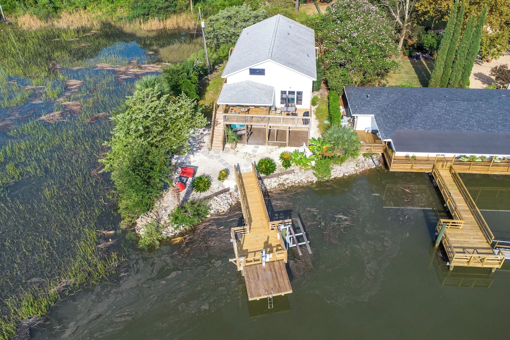 Riverfront Savannah Retreat w/ Private Dock! view 2