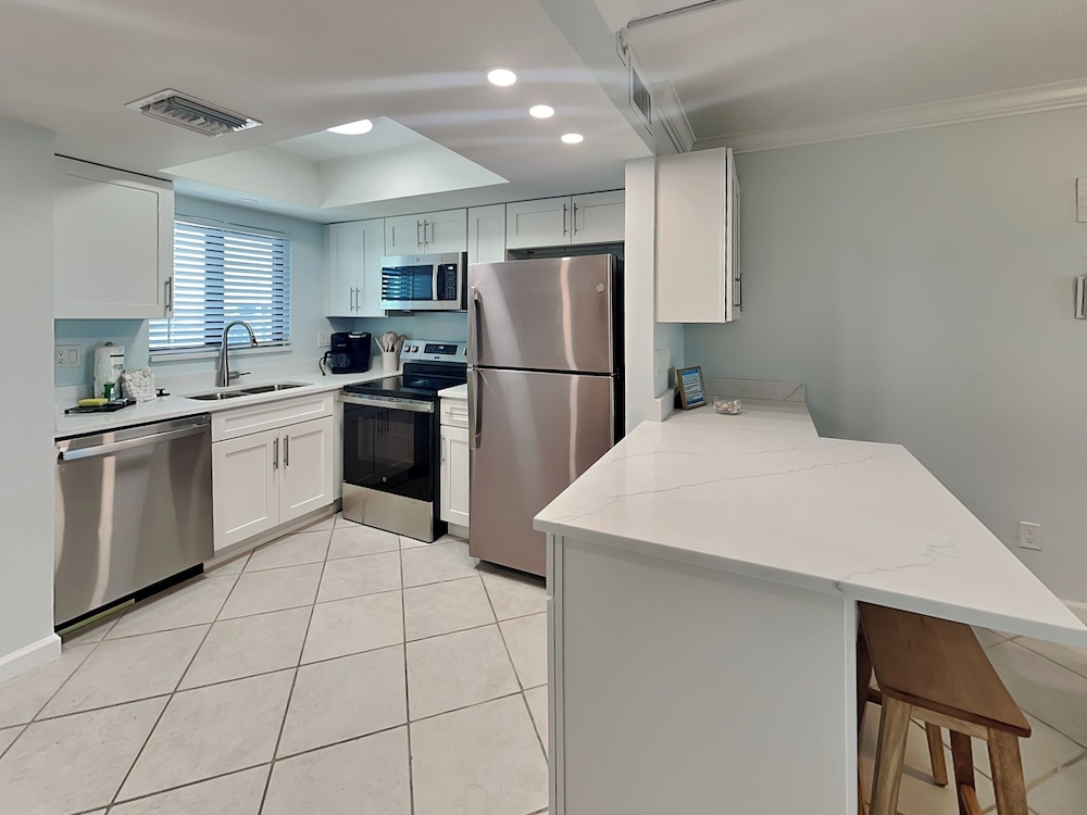 Seaside 3 by Distinctive Beach Rentals