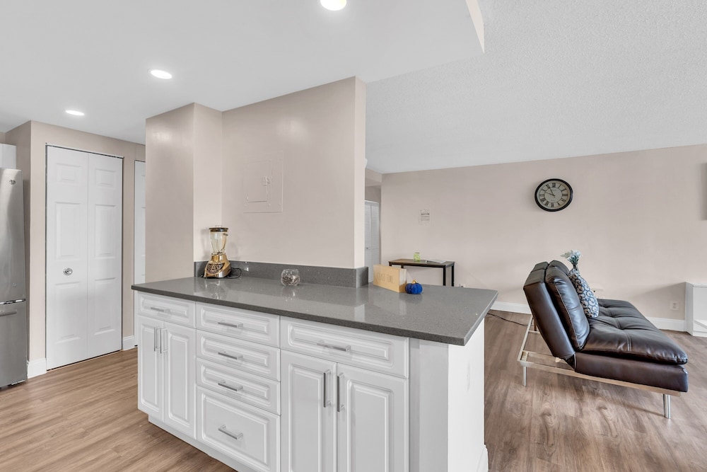 Arlington 2br Furnished Apartment In Crystal City 2 Bedroom Apts