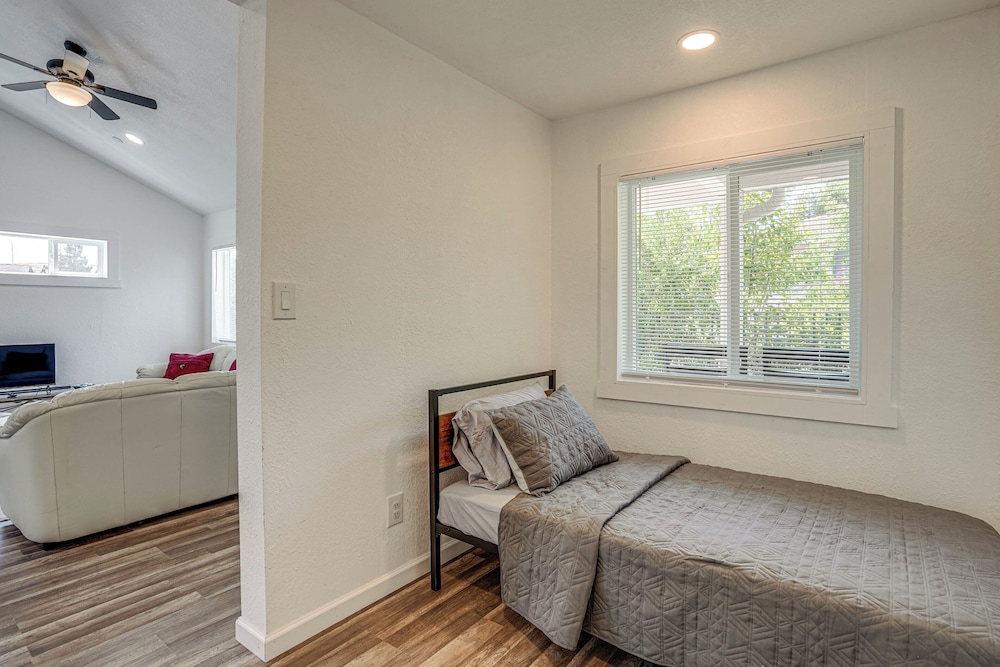 Quaint Concord Home w/ Covered Porch: Near Hiking