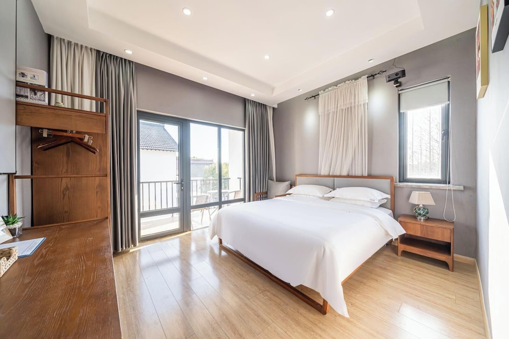 Yinshu Lunas Vila Courtyard Garden Resort Hotel (Shanghai International Tourism Resort Branch)