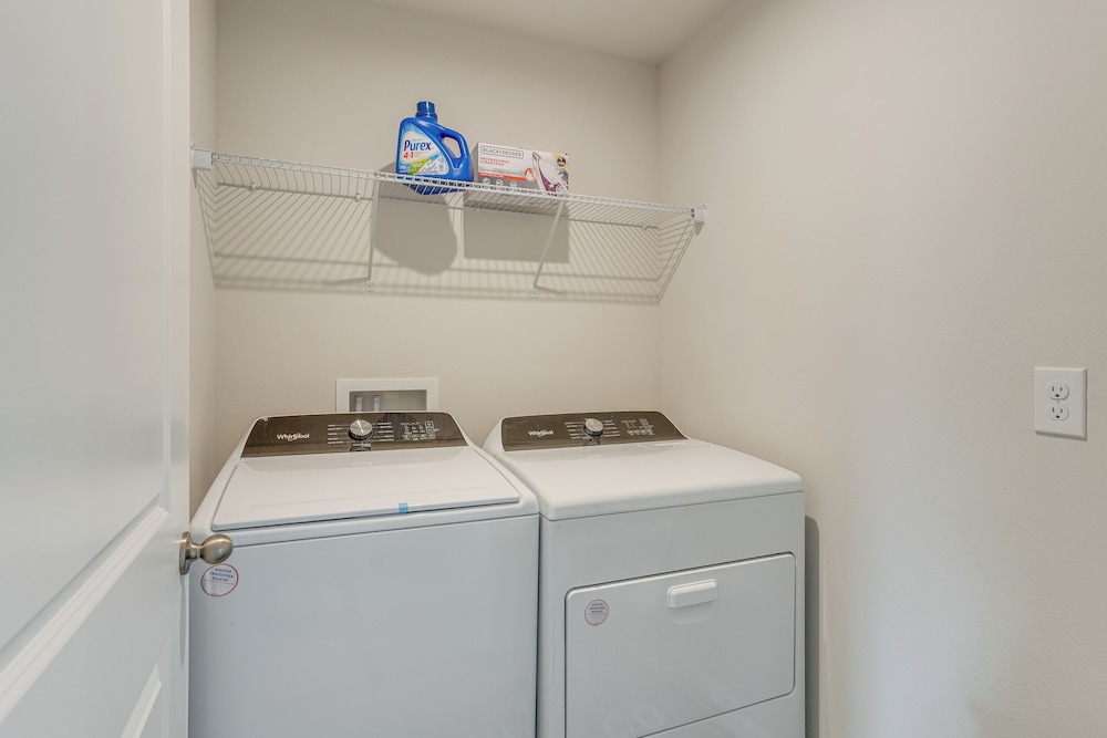 18 Mi to Disney: Clermont Home w/ Yard