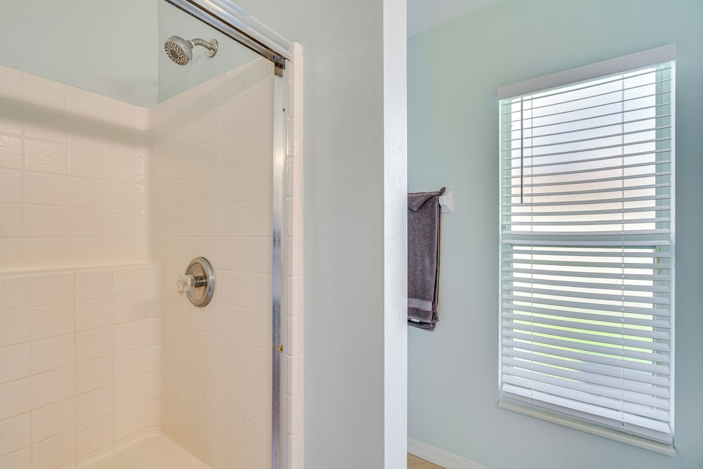 4 Mi to Beaches: Fort Myers Escape w/ Patio, photo 29
