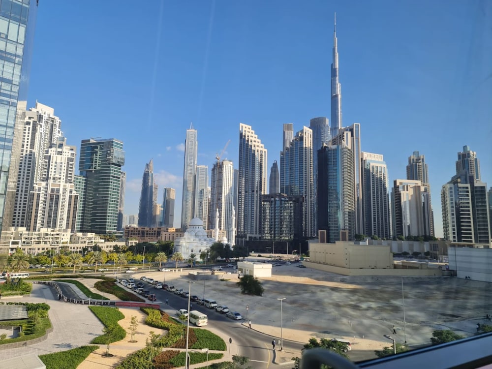 OSKENA Vacation Homes - Damac Maison Cour Jardine
