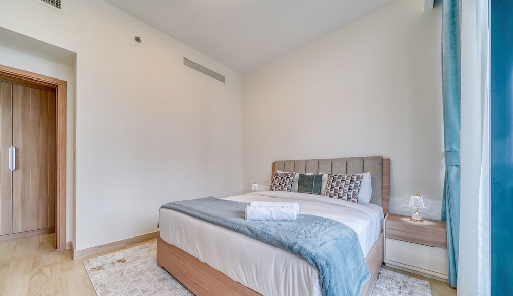 Exquisite Living in Riviera One Bedroom