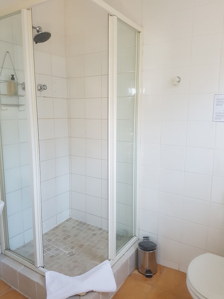 Melkbosch Guesthouse