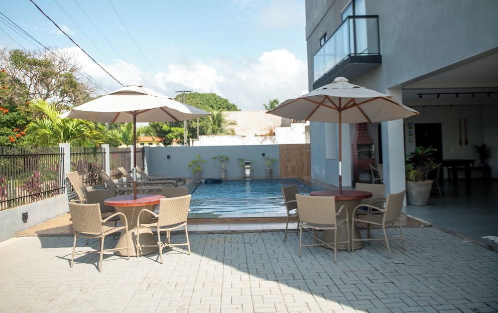 Apto Pet Friendly com Piscina a 100m da Orla