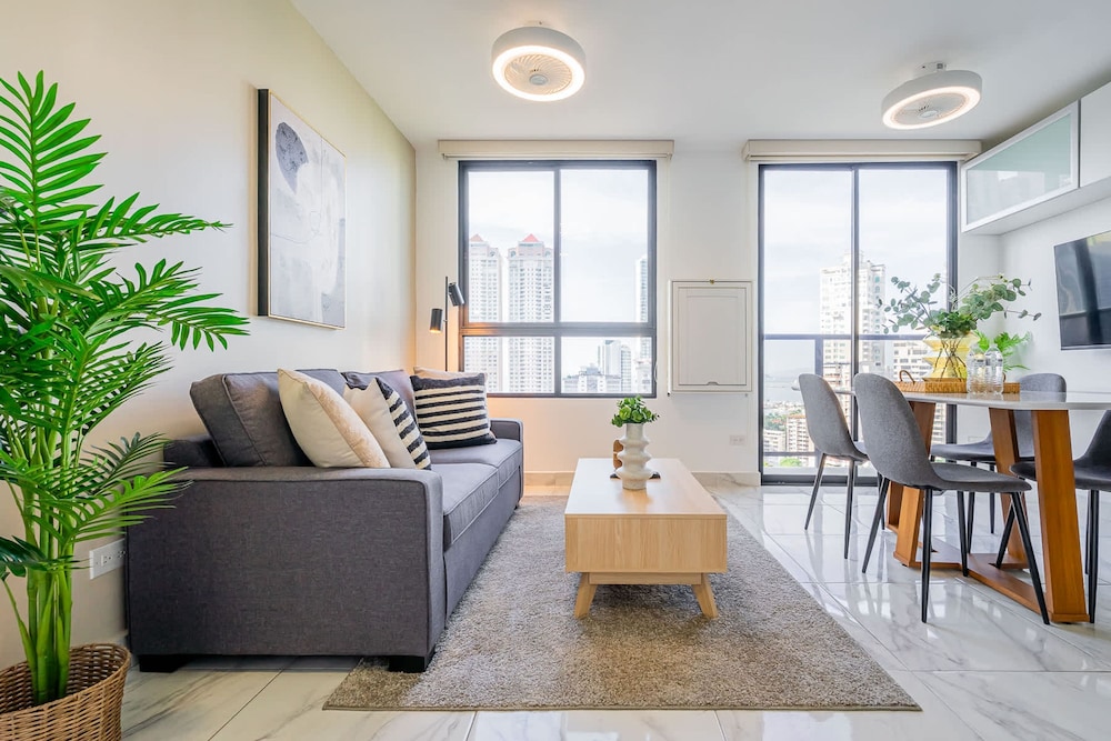 w Elegant 1BR w Bay View in Calle 50